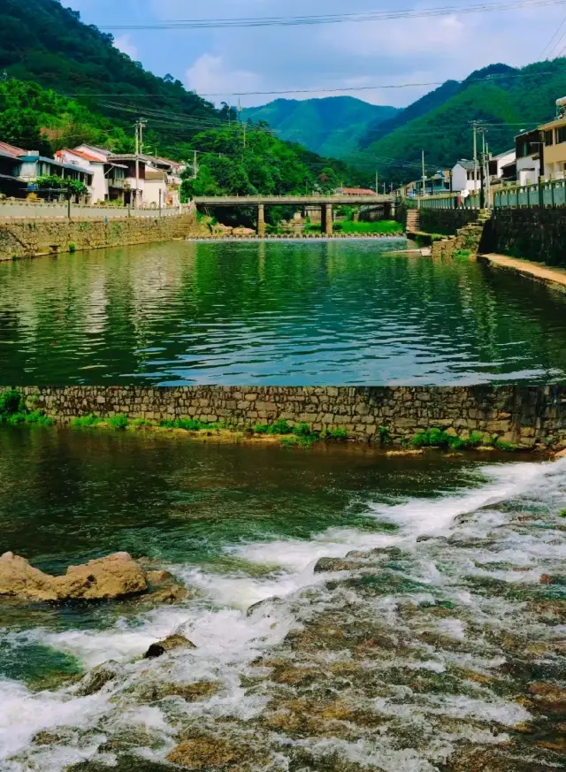 Ningbo's Hidden Water Play Spots: Let's Go Wild by the Creek