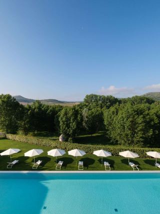 🏰✨ Castile Charm: 4 Reasons to Stay at Monasterio de Valbuena 🍷🛀