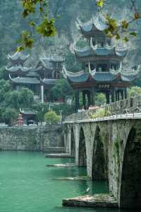 鎮遠|遠觀青龍洞古建築群。