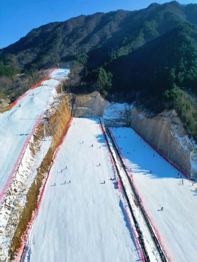 <SOURCE>Huanggang Winter Vacation 2-Day Tour: A Super Detailed Guide