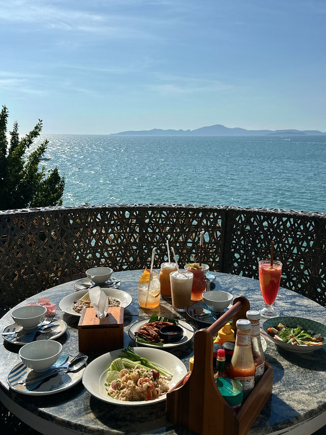 鳥巢式海景餐廳，泰國芭堤雅