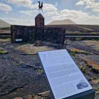 西班牙𝗟𝗮𝗻𝘇𝗮𝗿𝗼𝘁𝗲火山都有葡萄園