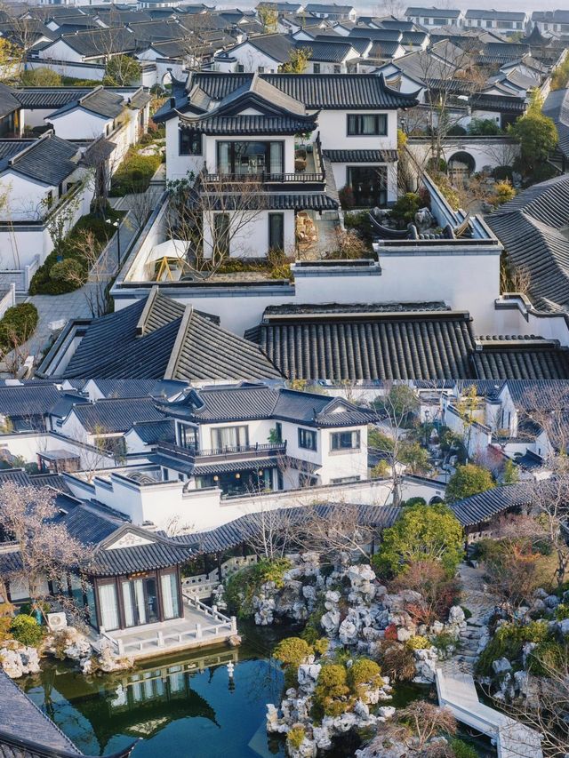 躲進山野溫泉合院，將生活調成鬆弛模式