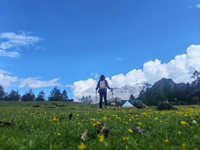 五月香格里拉大草原旅遊攻略