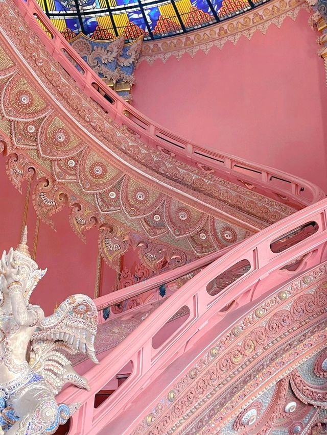 曼谷| 被譽為「少女心佛系天堂」粉象寺攻略📍