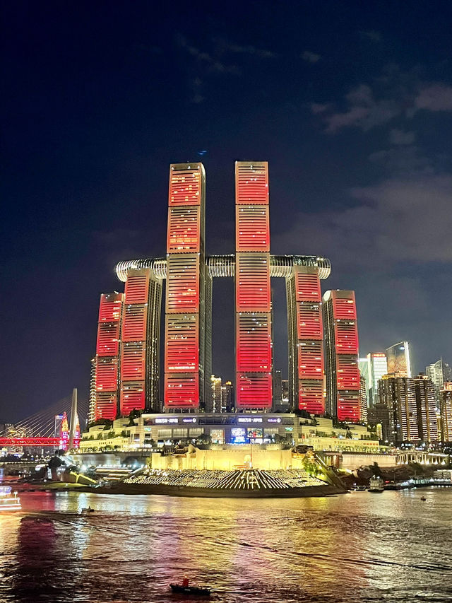 Chongqing’s Evening Charm 🤩