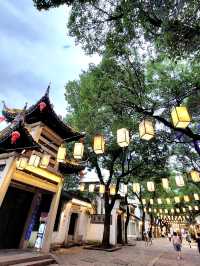 🌳《一棵金樹與一場柔軟的邂逅──我的惠山古鎮漫行記》