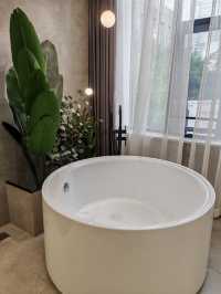 住進呢間隱藏喺翠湖邊嘅設計感酒店——Ananas安舍