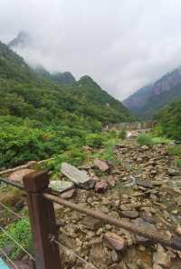 八里溝山水秘境避暑戲水休閒遊