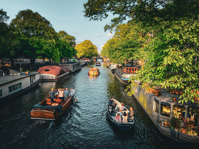 Amsterdam 4 Days Travel Guide 