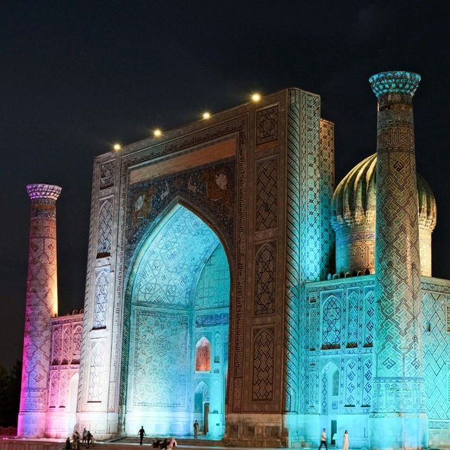 Extraordinary Architecture of Samarkand — Where History Touches the Sky ✨
