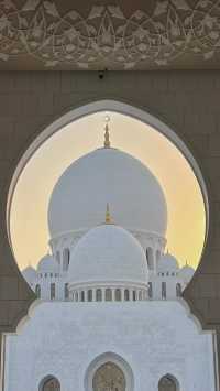 Timeless Beauty of Sheikh Zayed Grand Mosque