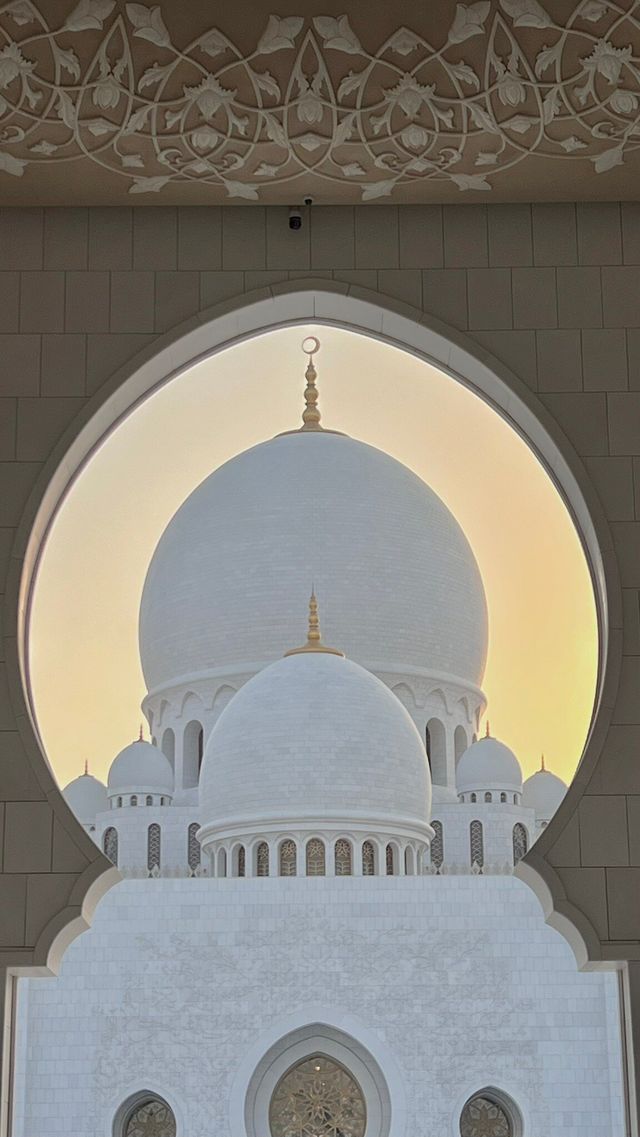 Timeless Beauty of Sheikh Zayed Grand Mosque
