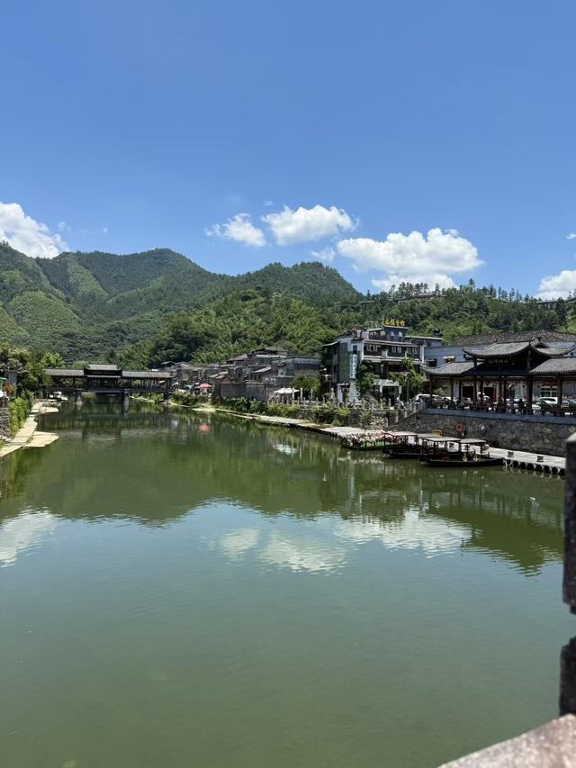 千年窯火淬鍊出的極致東方美學景德鎮瓷都打卡指南