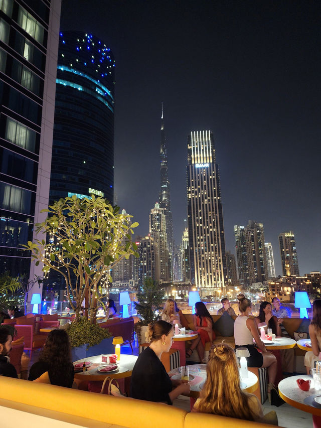 迪拜市中心輕奢酒店探秘