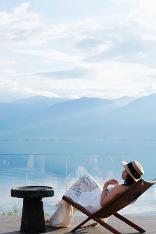 At Gugu Meimei, I found the romance of Cangshan Mountain and Erhai Lake in a single frame