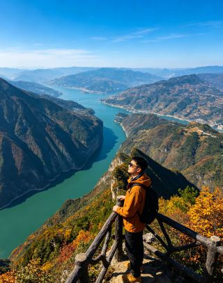紅葉が彩る三峡、峡谷の紅葉との特別な約束