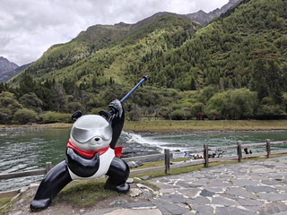 Group tour to Daocheng Yading: steady driver, beautiful scenery, keep this guide handy