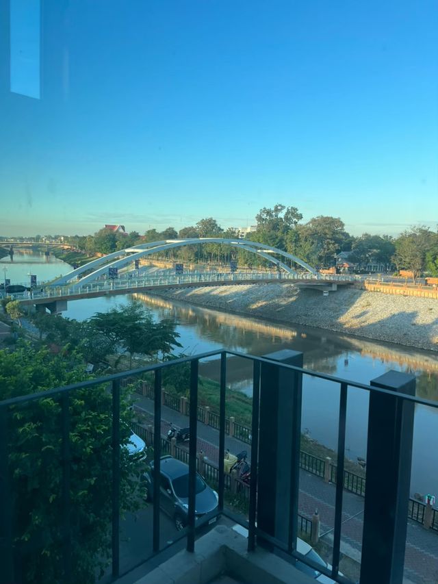 สะพานพระราชวังจันทน์ 