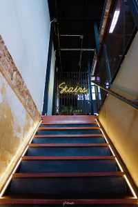 Stairs Cafe and Bistro คาเฟ่ลับ ภูเก็ต 