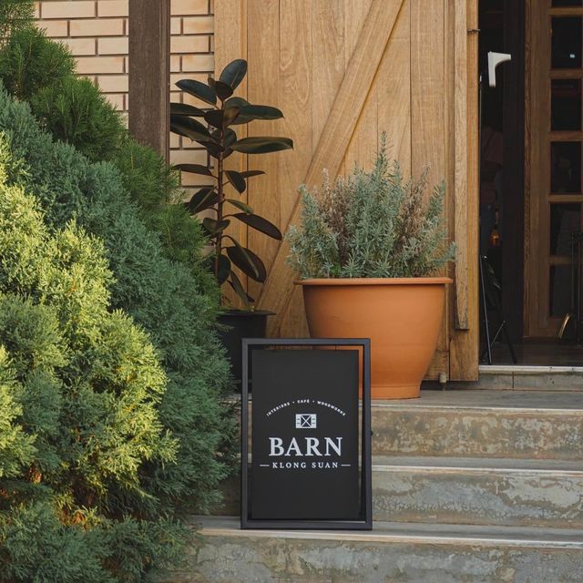 BARN KLONGSUAN ☕☘️