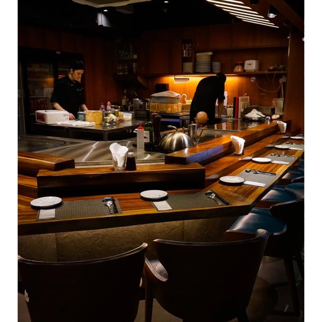 銅鑼灣大型高級新鮮食材日本鐵板燒