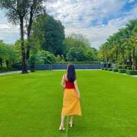 The elegance and beautiful Hotel in Sentosa