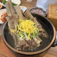 아차산 열심히 등산하고 든든하게 먹기 좋은 통갈비탕!