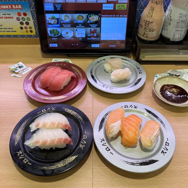 Belt sushi at Sushiro 