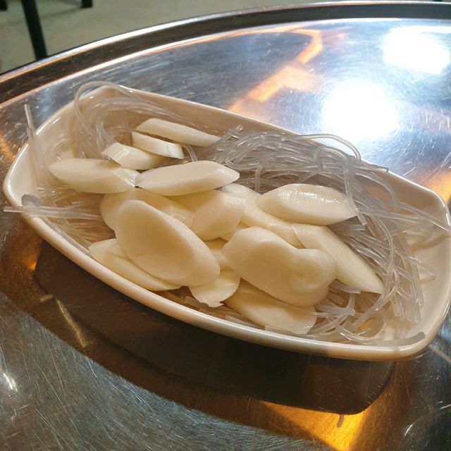 감칠맛이 일품인 소머리전골과 들깨수제비 맛집 전주 가마솥소머리곰탕