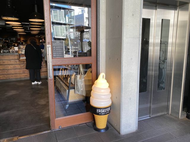 東京・渋谷。キャットストリートのカフェ『 ザ・ロースタリー （THE ROASTERY BY NOZY COFFEE）』