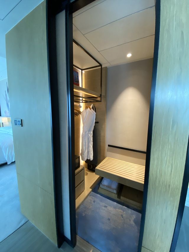 深圳龍華希尔頓逸林酒店