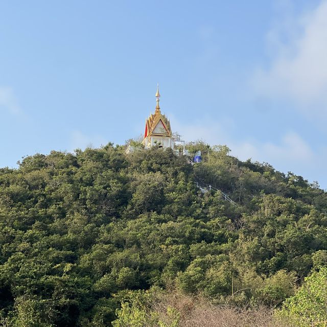 สำนักสงฆ์เขาใหญ่ญาณวโรดมวราราม เกาะล้าน