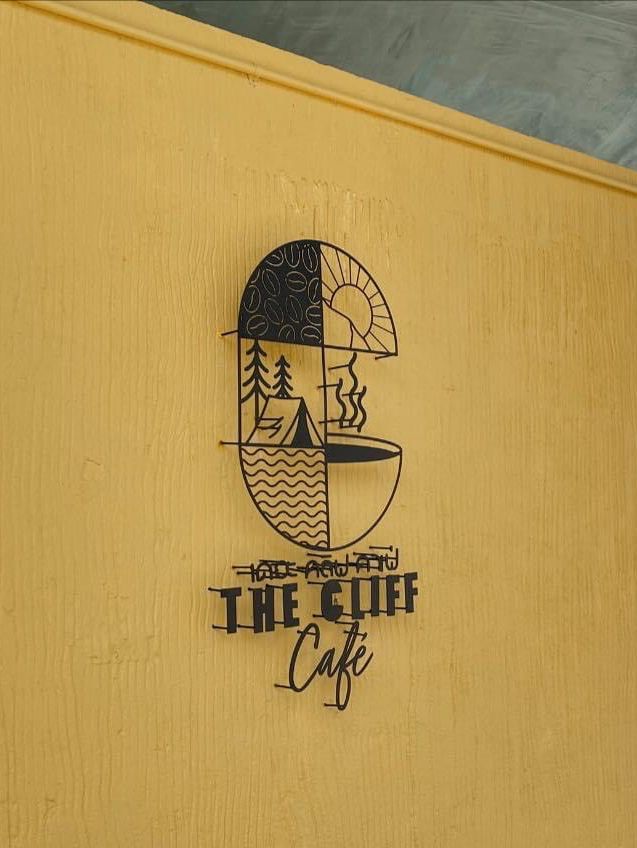 หนีแมวไป The Cliff Cafe  ☕️⛰