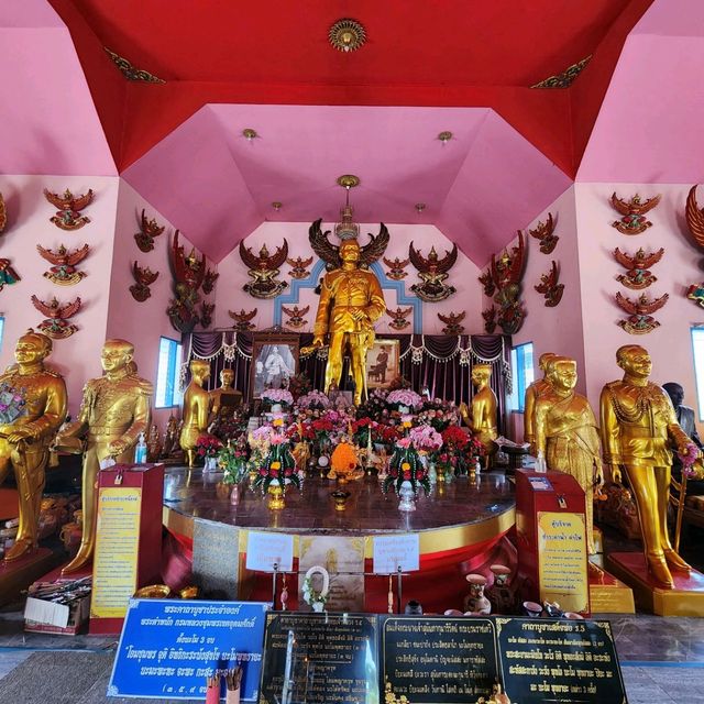 พระมหาเจดีย์วัดแสนสุข บางแสน จ.ชลบุรี