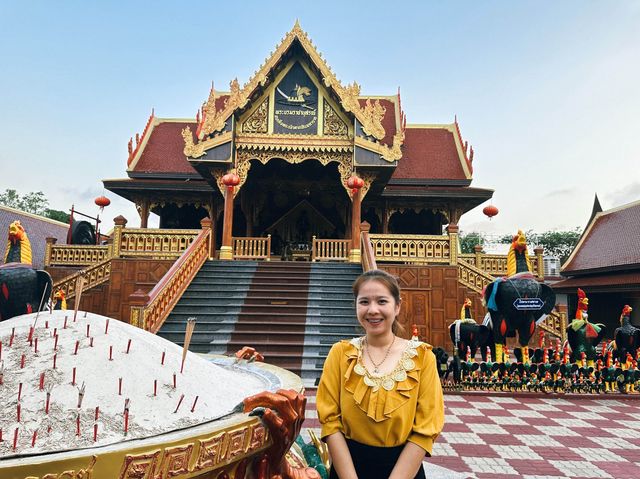พระบรมราชานุสรณ์สมเด็จพระเจ้าตากสินมหาราช 