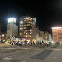 福岡景點｜中州屋台，夜市小攤販的聚集地，還有美麗河景