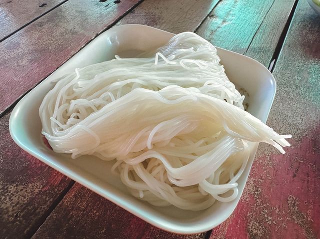 ร้านส้มตำ โซ้วหรั่งแซ่บอีหลี จันทบุรี 