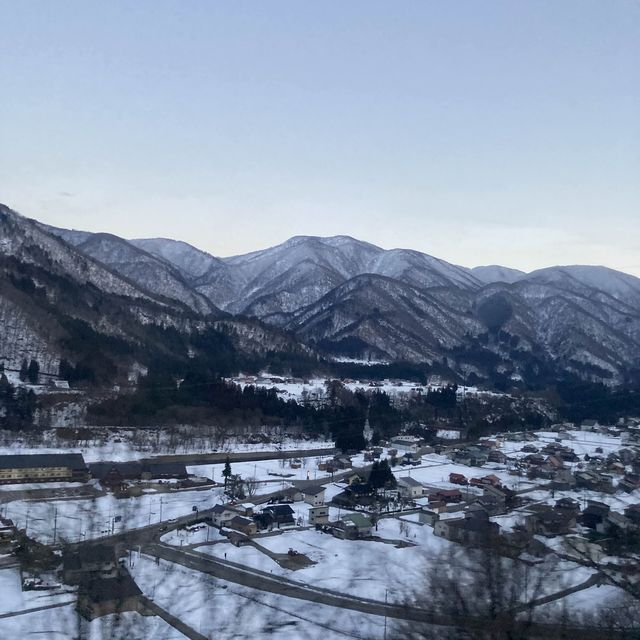 白茫茫的白川鄉