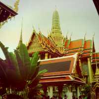 All that GLITTERS is the GRAND PALACE!