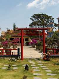 Chua Truc Lam - beautiful temple in Da Lat