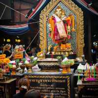 สายมูต้องมา ขอพร โชคลาภ ความสำเร็จ