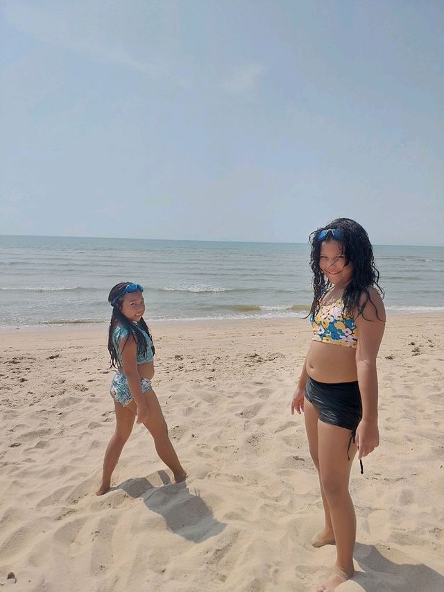 โรงแรมติดทะเล ชายหาดสุดฟิน ราคาประหยัด