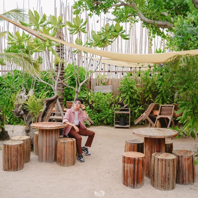 Laguna Cafe คาเฟ่และร้านอาหารทะเล