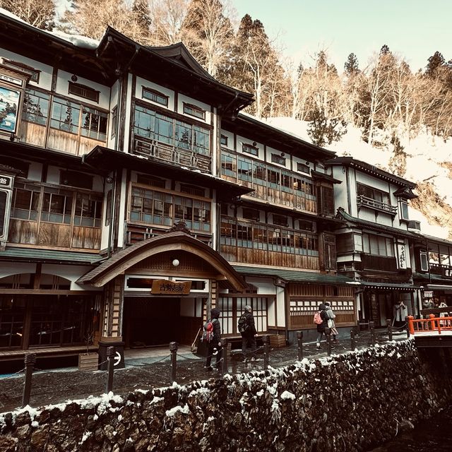 怎麼拍都美的日本銀山溫泉
