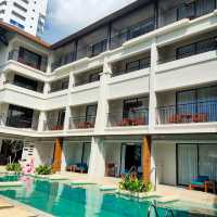 DOUBLETREE BY HILTON PHUKET เรียบง่ายใกล้หาด