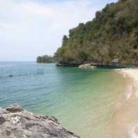 Borawan Island, Quezon Province