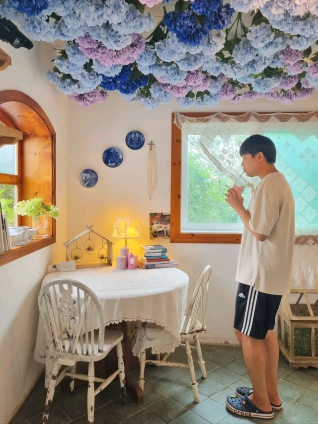 비밀의 별관이 있는 곳