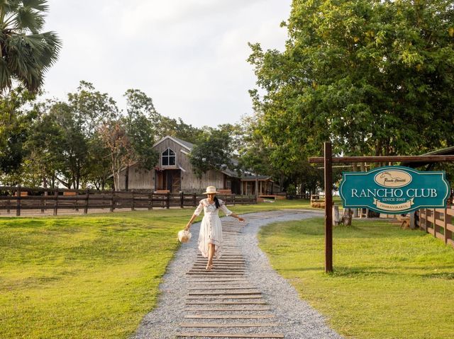 Rancho Charnvee Resort Khaoyai & CountryClub 
