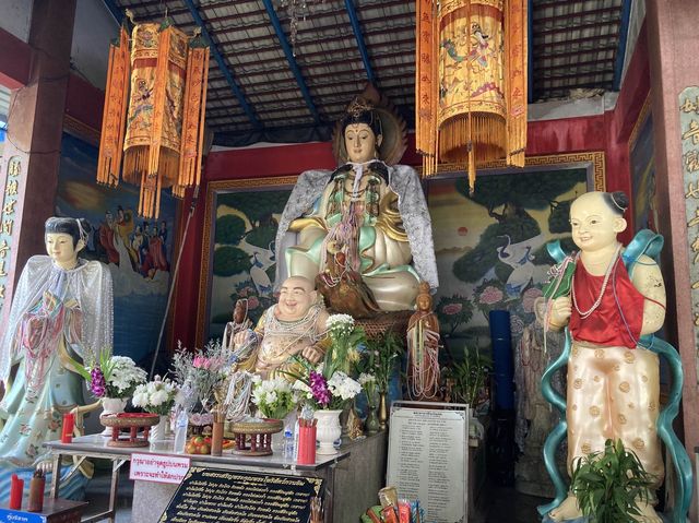 ศาลเจ้าแม่กวนอิมนะโมบุญบารมี วัดชัยมงคล 